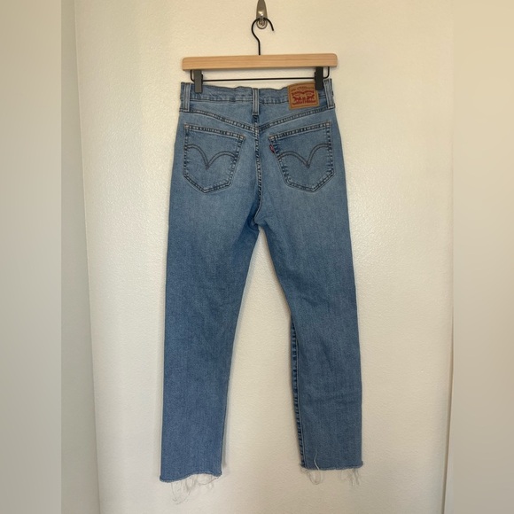 Levi’s Wedgie Straight Stretch Jean Size 28 - Picture 7 of 13